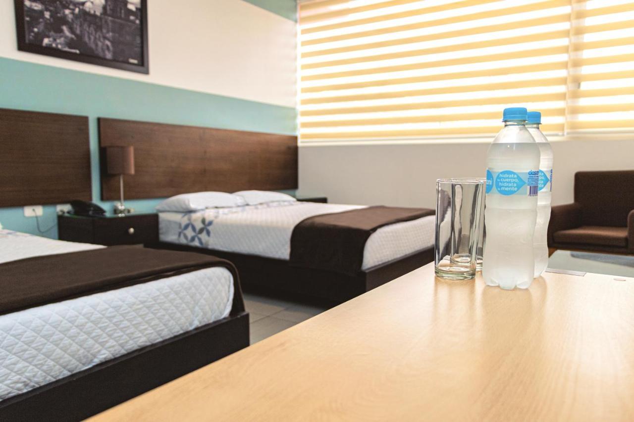 La Troncal Zafra'S Hotel מראה חיצוני תמונה