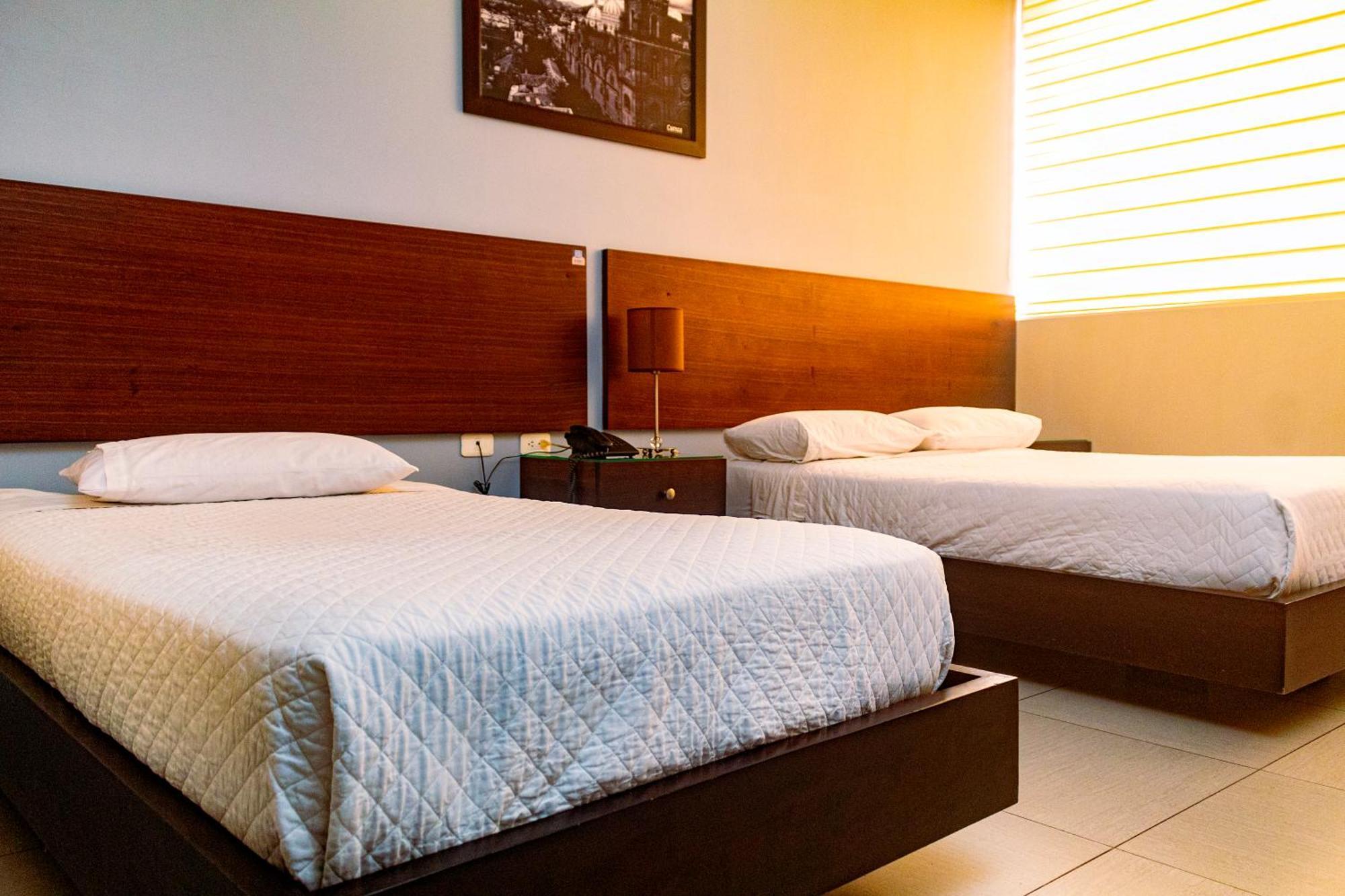 La Troncal Zafra'S Hotel מראה חיצוני תמונה